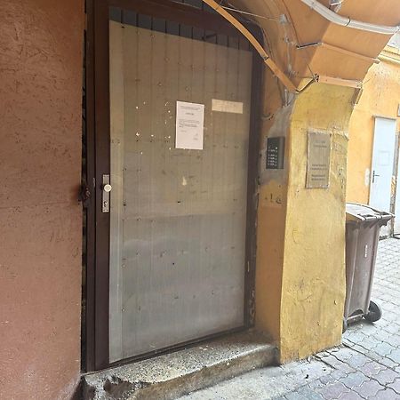 Xxx Bratislava Exterior photo